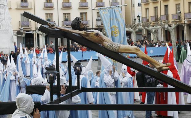 Las nuevas medidas sanitarias reducen a dos los actos de la Semana Santa de Palencia en el exterior