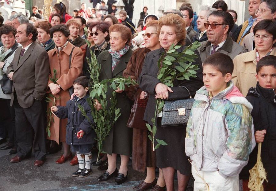 1999.