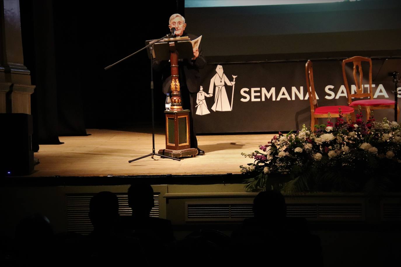 Fotos: Medina de Rioseco riende honor a sus pregoneros en la apertura de la Semana Santa 2021