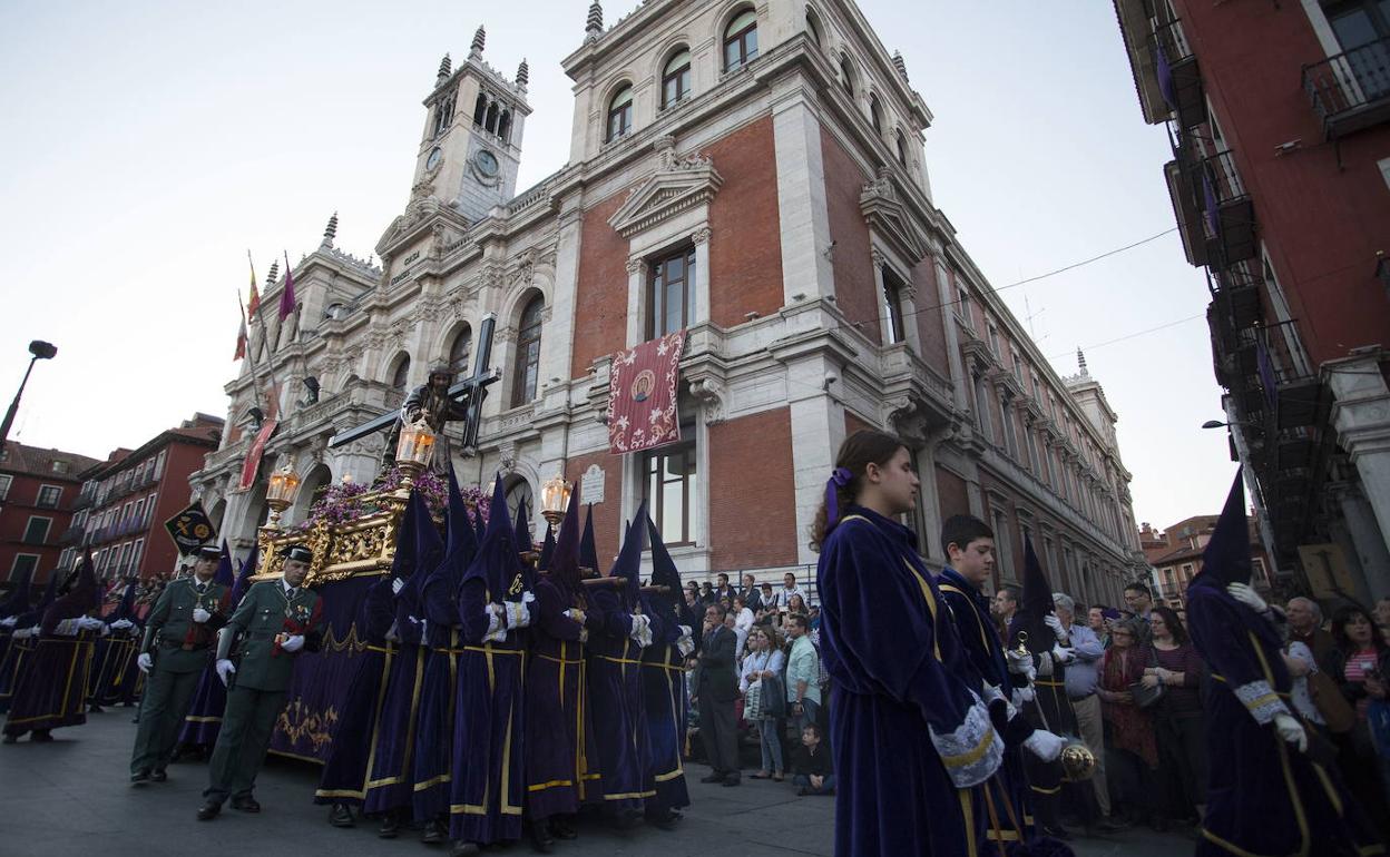 Imagen de archivo del Vía Crucis Procesional de la cofradía del Nazareno.