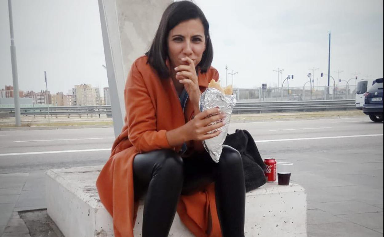 La fotografía que ha dado pie a que Ana Pastor desvelara su enfermedad. 