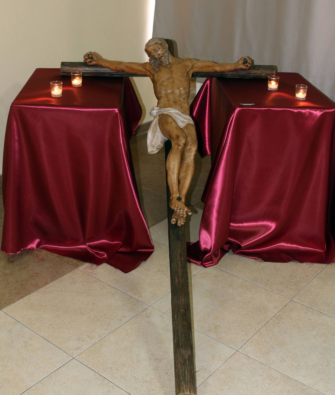 Exposición de la cofradia de Nuestra Señora de la Piedad