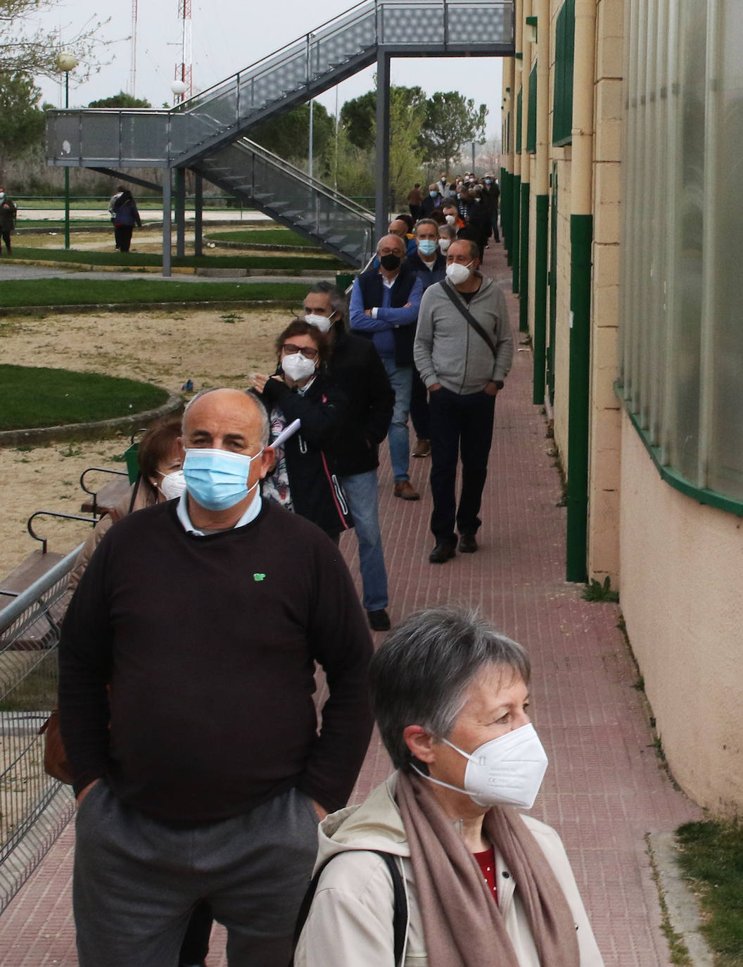 Vacunación en el pabellón Pedro Delgado 