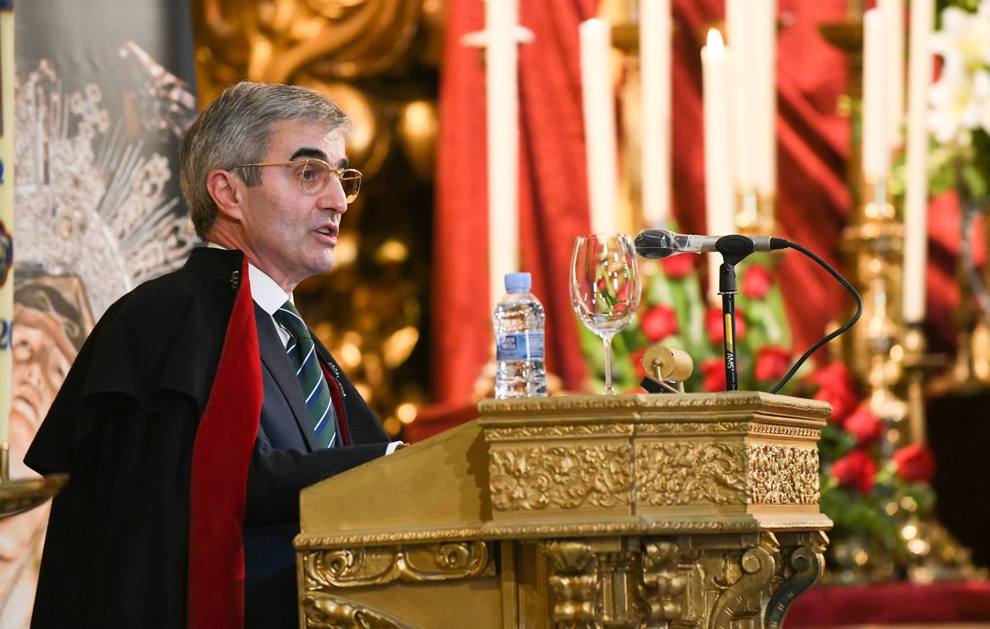 Fotos: Ofrecimiento de los Dolores en la iglesia de la Vera Cruz de Valladolid