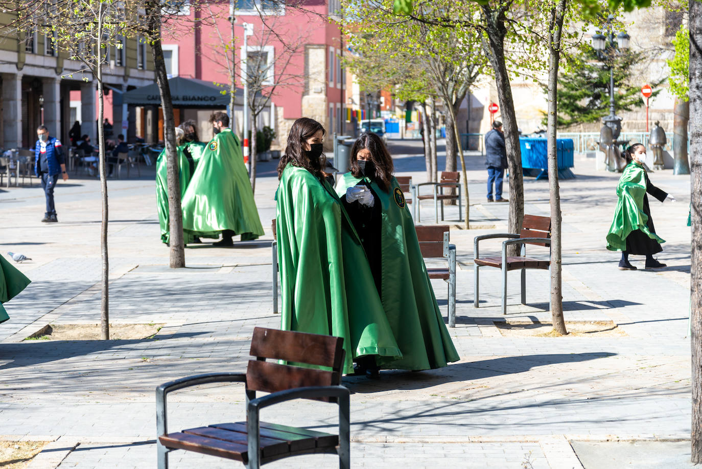 Fotos: El Rompimiento del Velo cierra la Semana Santa en Palencia