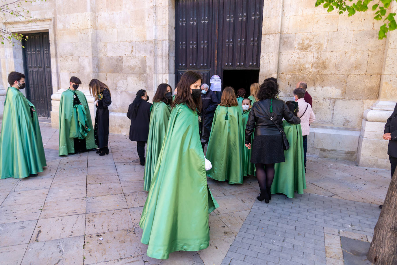 Fotos: El Rompimiento del Velo cierra la Semana Santa en Palencia