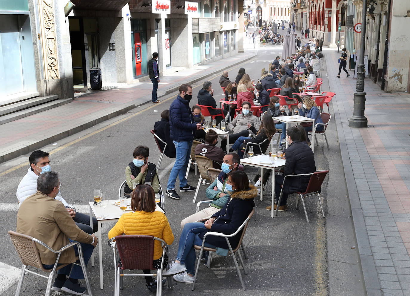 Fotos: Las terrazas, un imprescindible para bares y restaurantes en Palencia