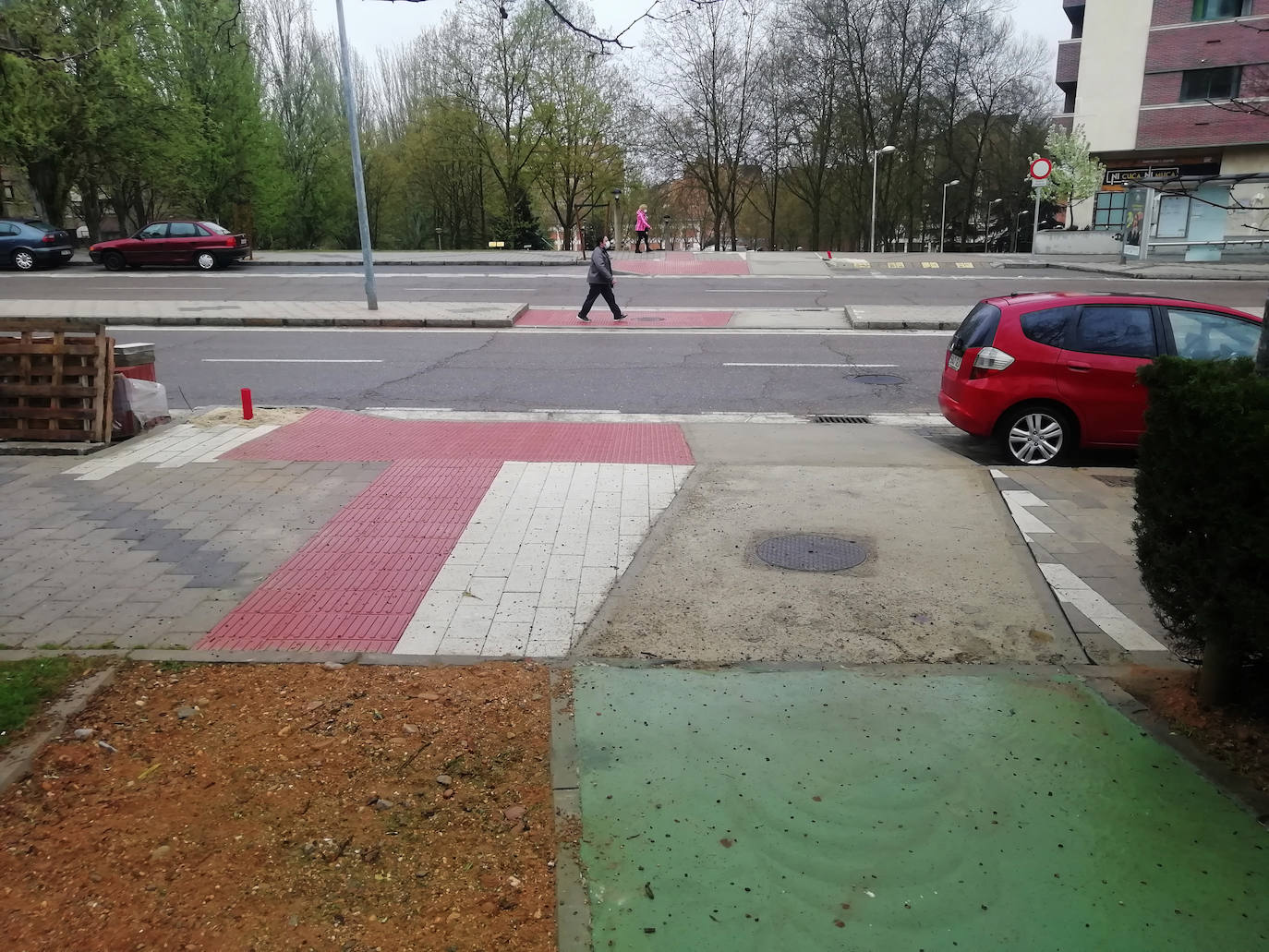 Fotos: Remate de las obras de unión del carril bici de Parquesol con la Avenida de Salamanca