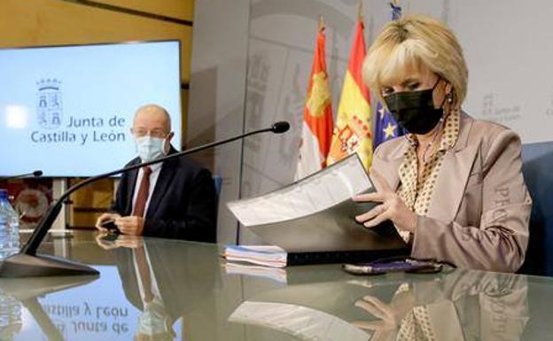 Francisco Igea y Verónica Casado, en la rueda de prensa posterior al Consejo de Gobierno. 