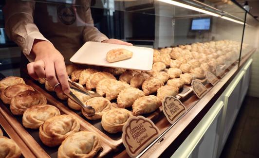 Empanadillas de la tienda de la calle Zúñiga. 