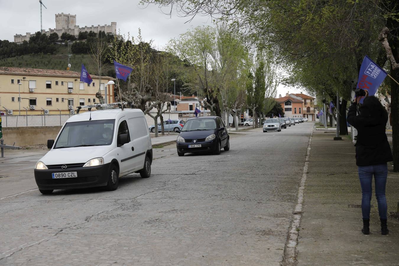 Los coches se echan a la calle para reivindicar la Autovía del Duero. 