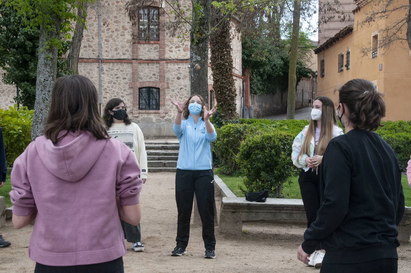 Actividades realizadas este sábado por la tarde en el jardín de los Zuloaga.