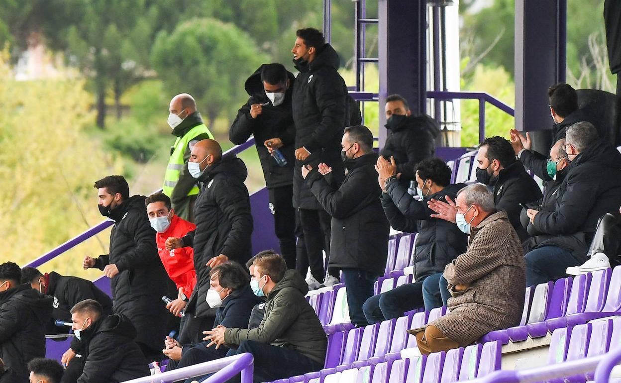 Zona de la grada donde se ubicaron los suplentes del Zamora. 