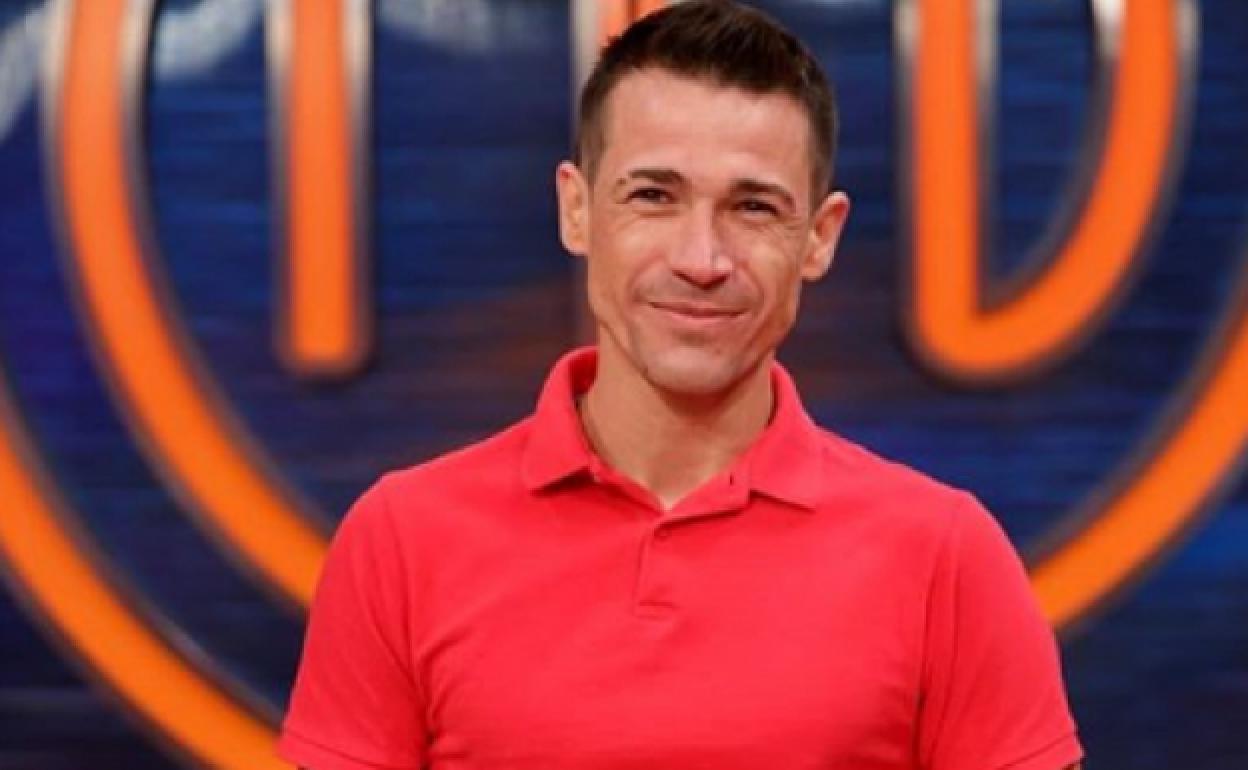 Juan José Ballesta rehace su vida sentimental junto a una joven brasileña