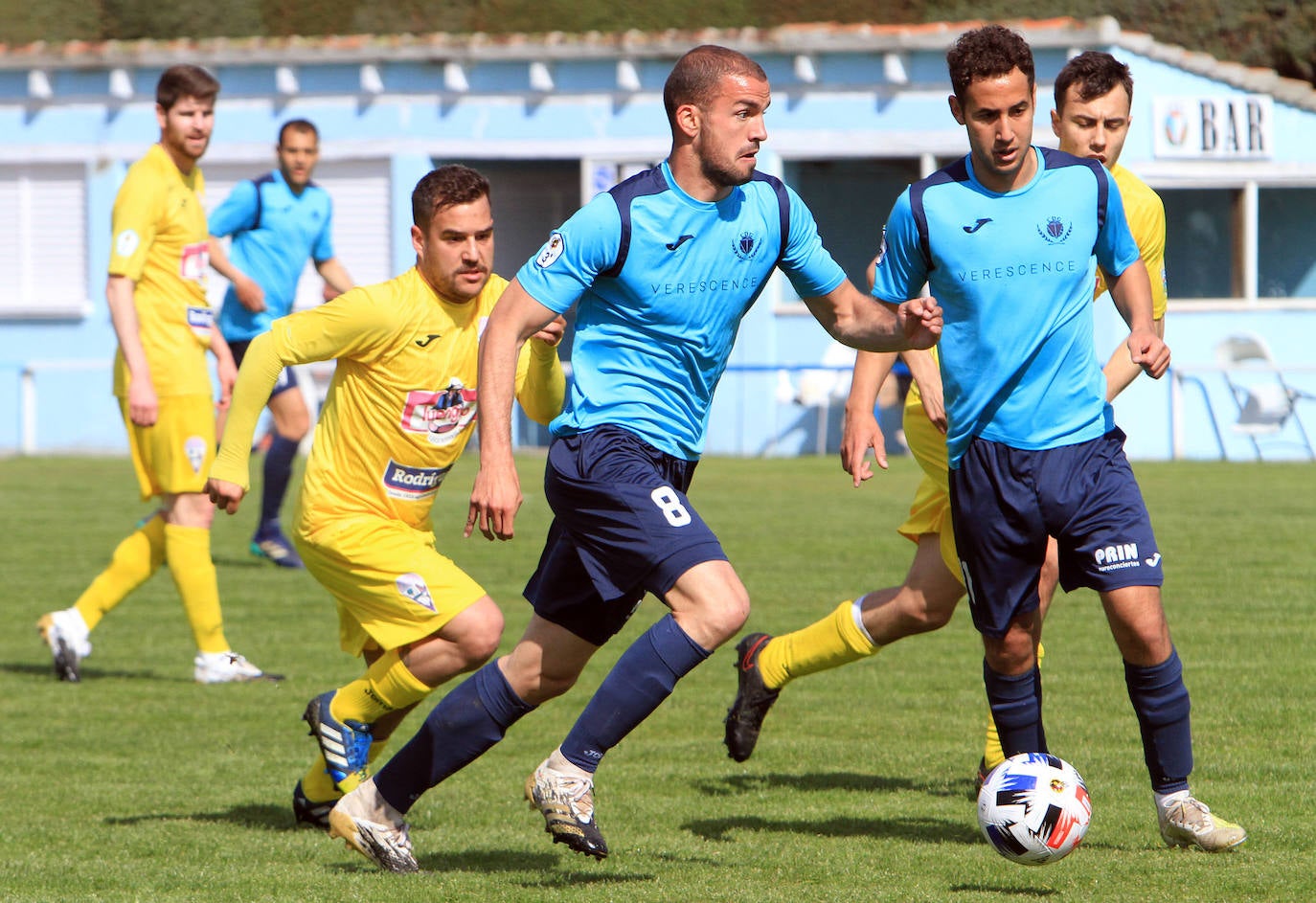 Jugadas del encuentro disputado entre La Granja y La Bañeza.