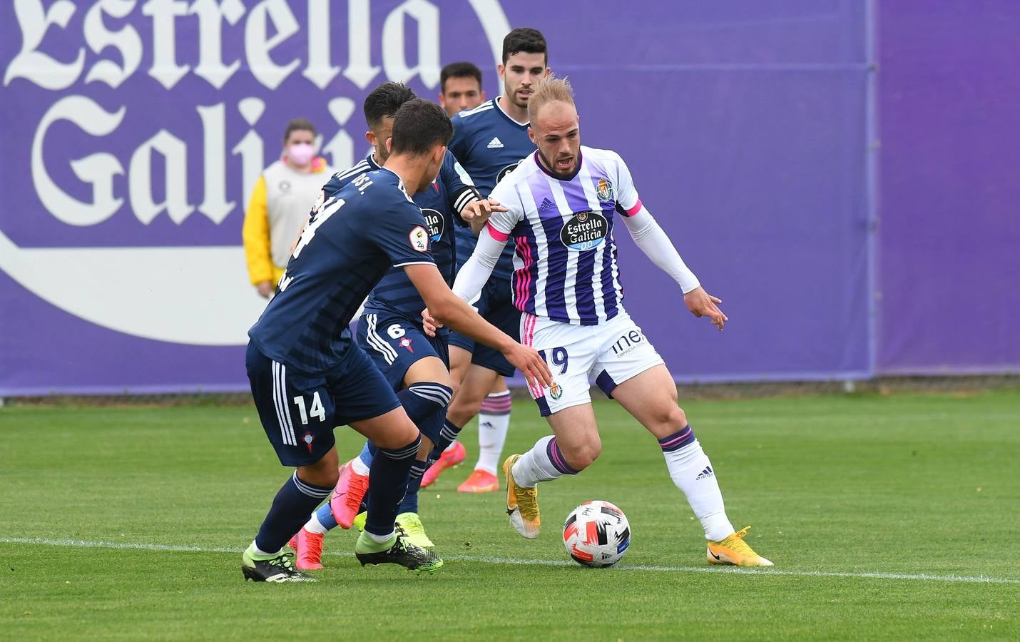 Fotos: El Promesas cae derrotado ante un monumental Celta B