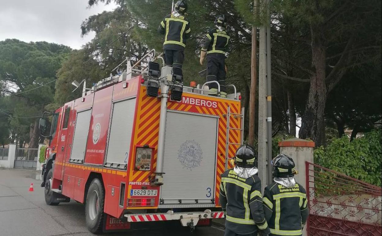 Intervención de los bomberos en Boecillo, este mes de abril.