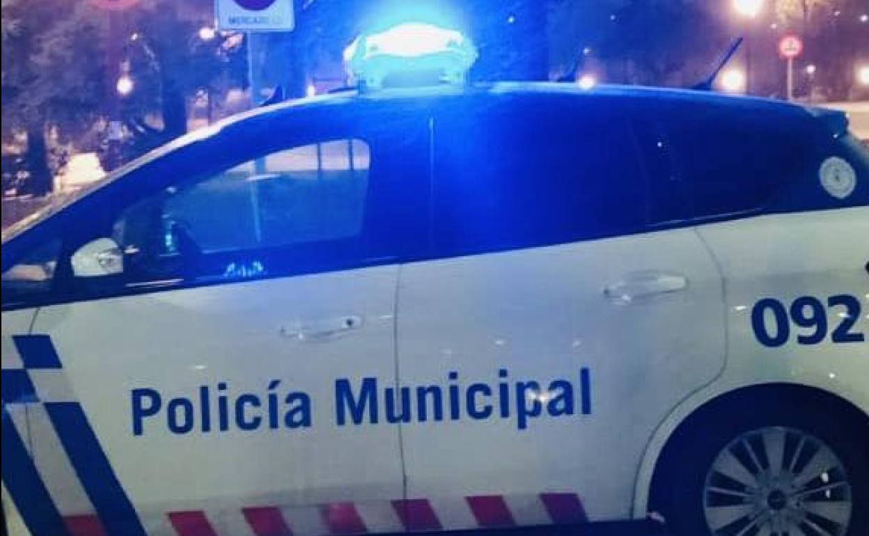 Vehículo de la Policía Municipal. 