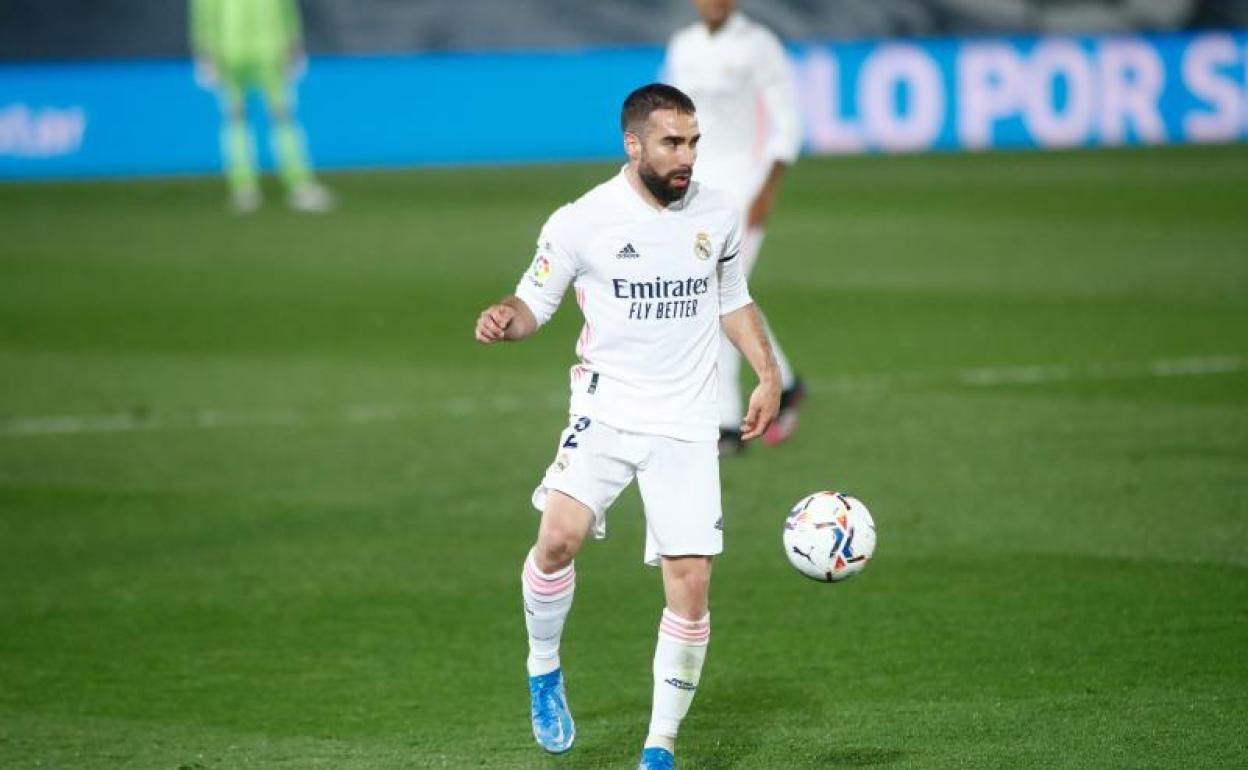 Dani Carvajal, durante un partido con el Real Madrid. 