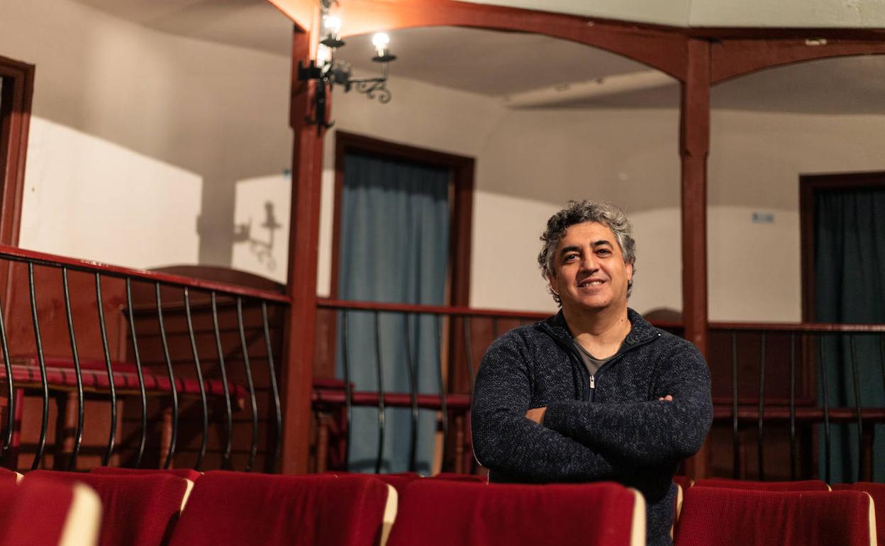 Manuel Jesús González, en el Teatro León Felipe de Sequeros.