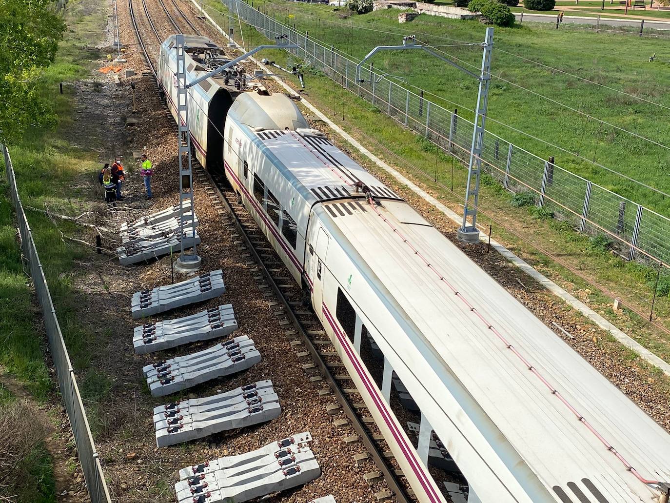 Fotos: Descarrila en León un Alvia que viajaba de Madrid a Gijón