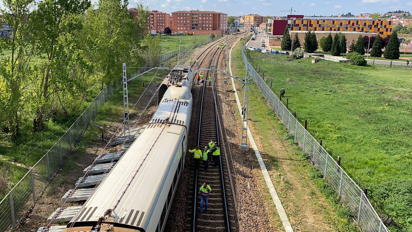 Fotos: Descarrila en León un Alvia que viajaba de Madrid a Gijón