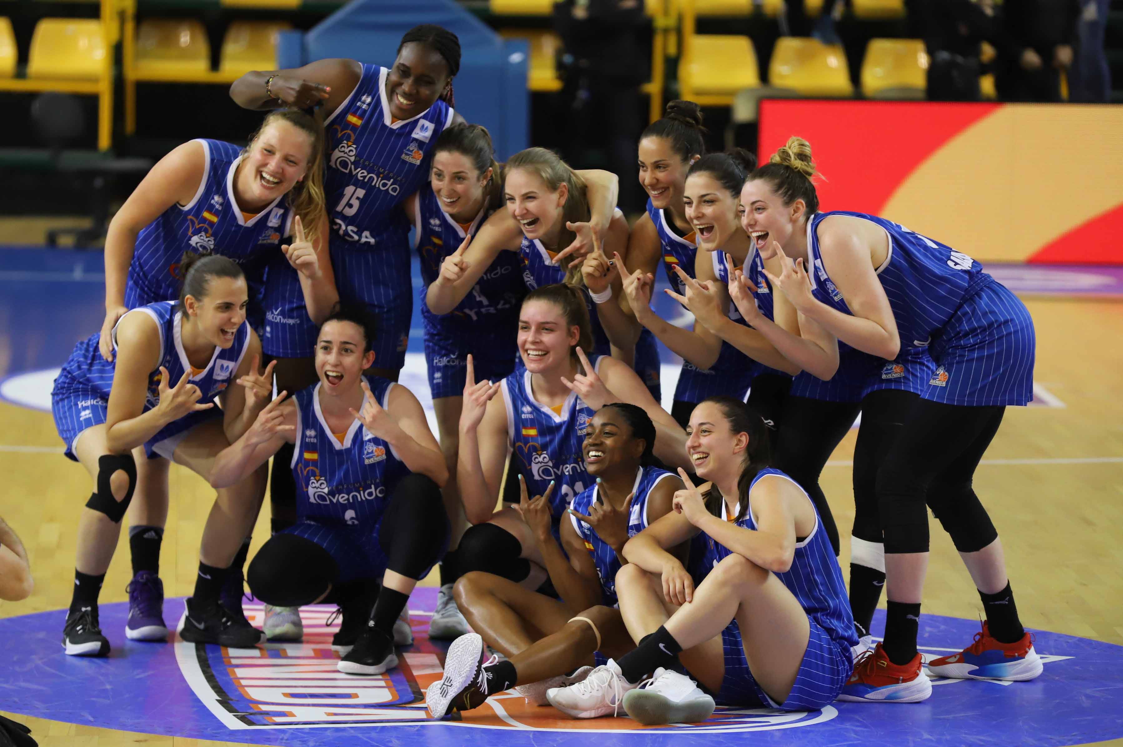 Celebración  del CB Avenida