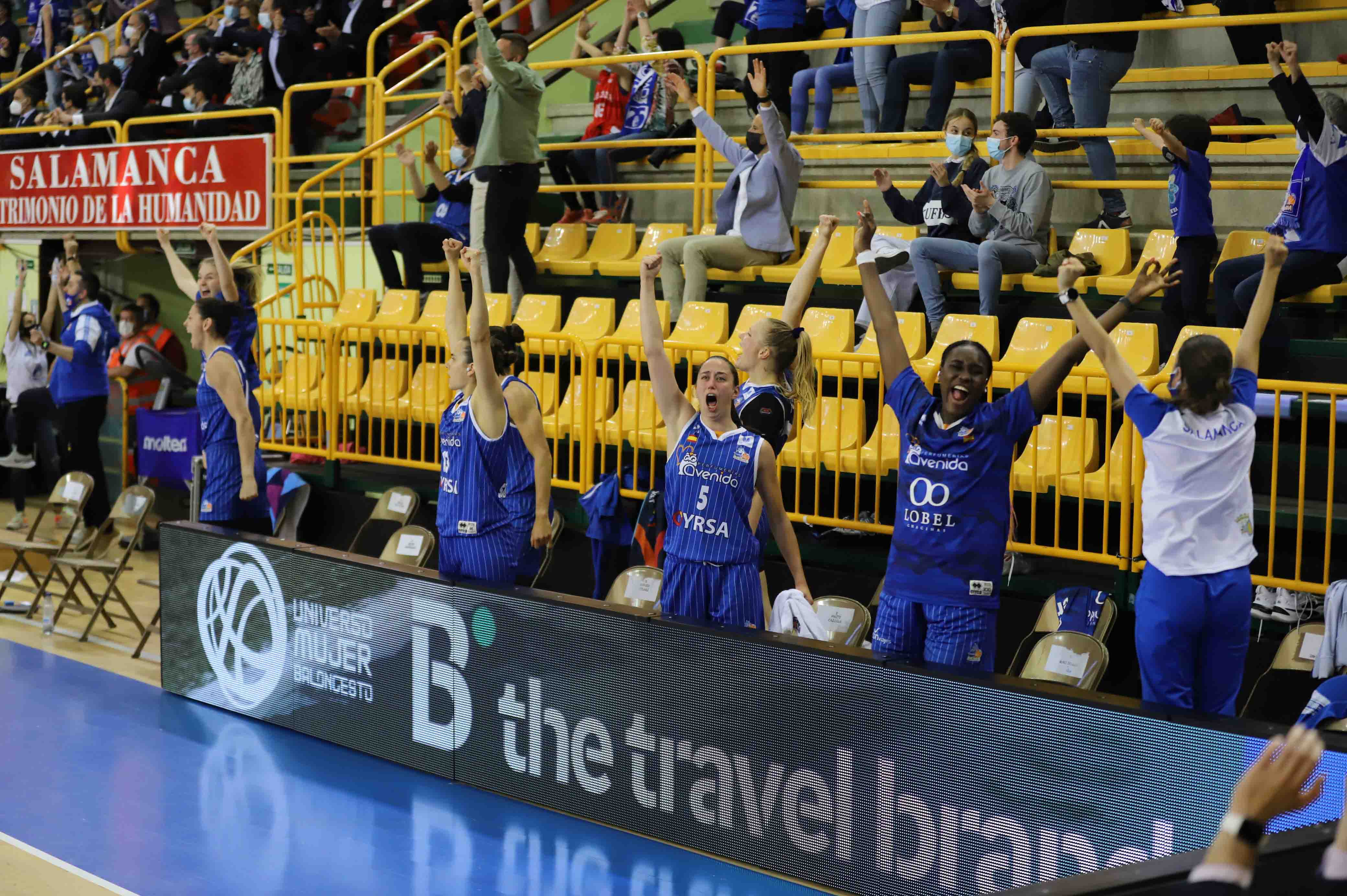 Celebración  del CB Avenida