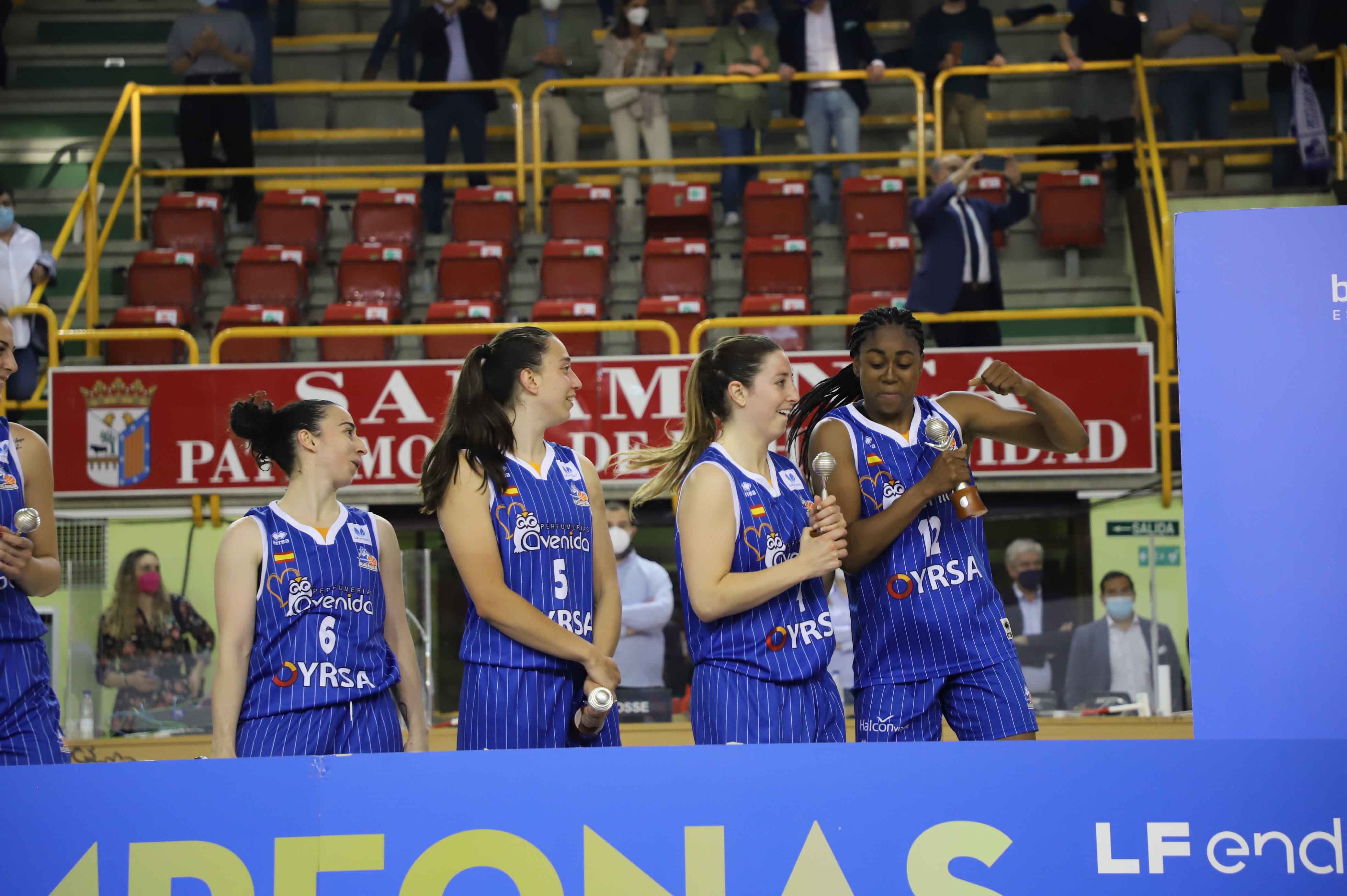 Celebración  del CB Avenida