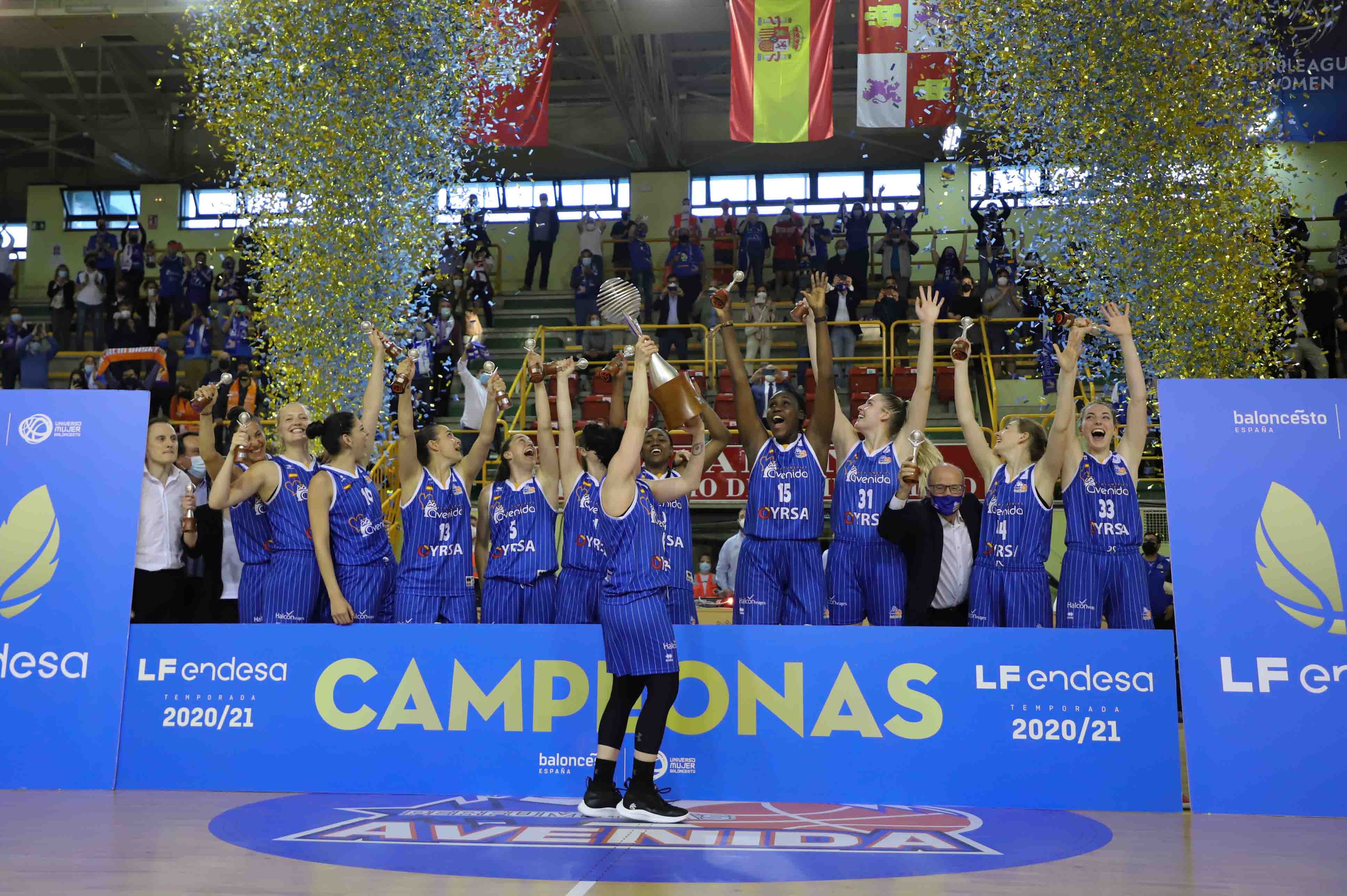 Celebración  del CB Avenida