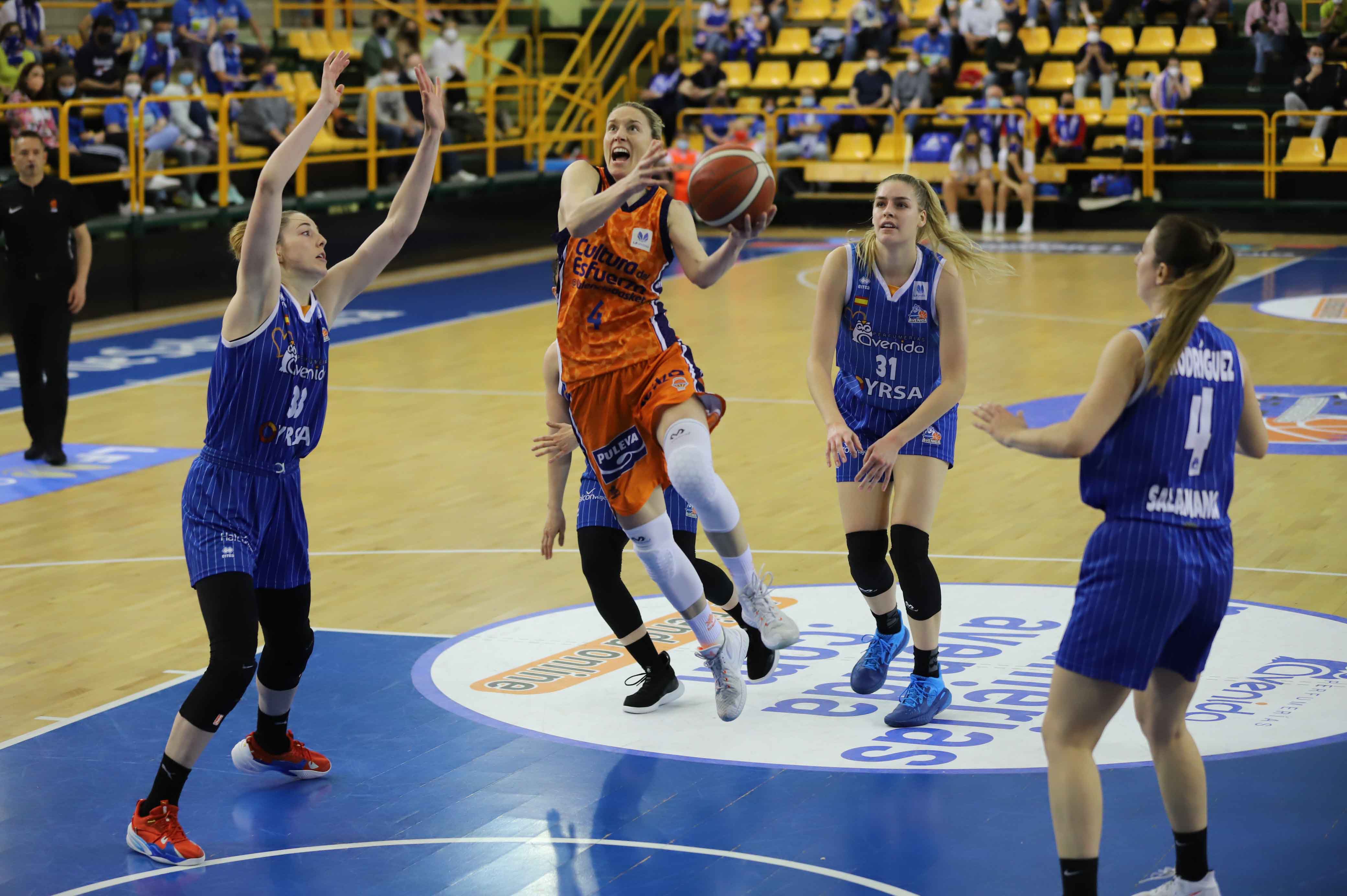CB Avenida gana su séptima Liga Femenina (76-61)