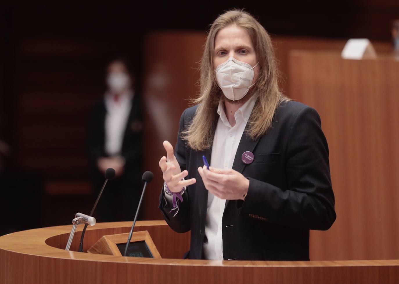 Fotos: El procurador del Común interviene en el pleno de las Cortes