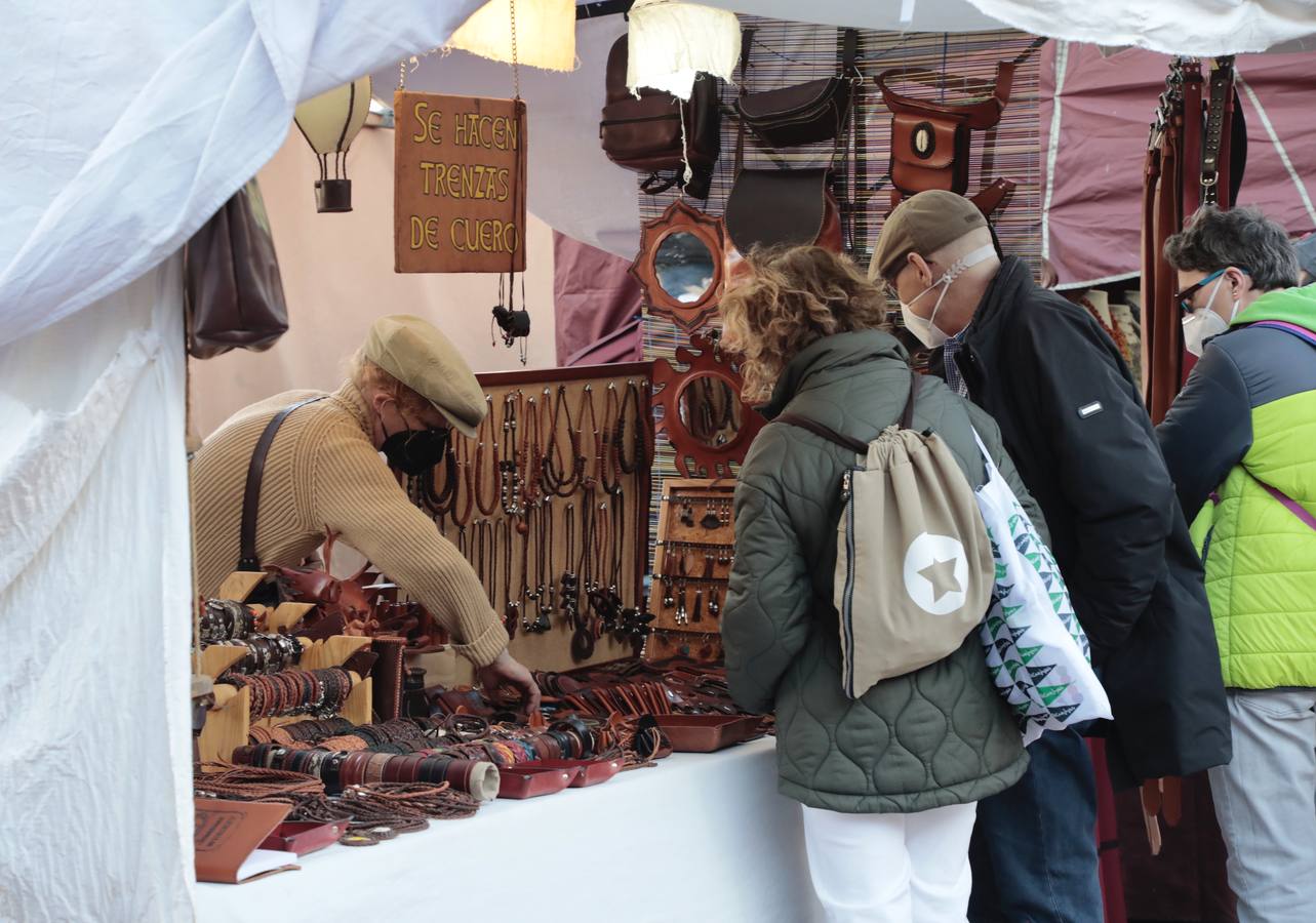 Fotos: El Mercado Castellano abre sus puertas en la Plaza Mayor de Valladolid