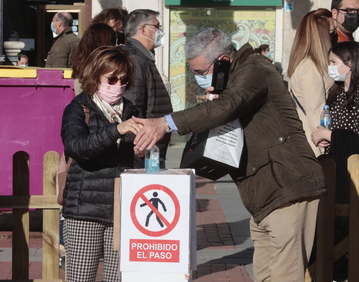 Fotos: El Mercado Castellano abre sus puertas en la Plaza Mayor de Valladolid