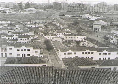 Imagen secundaria 1 - La agonía del Cine Castilla