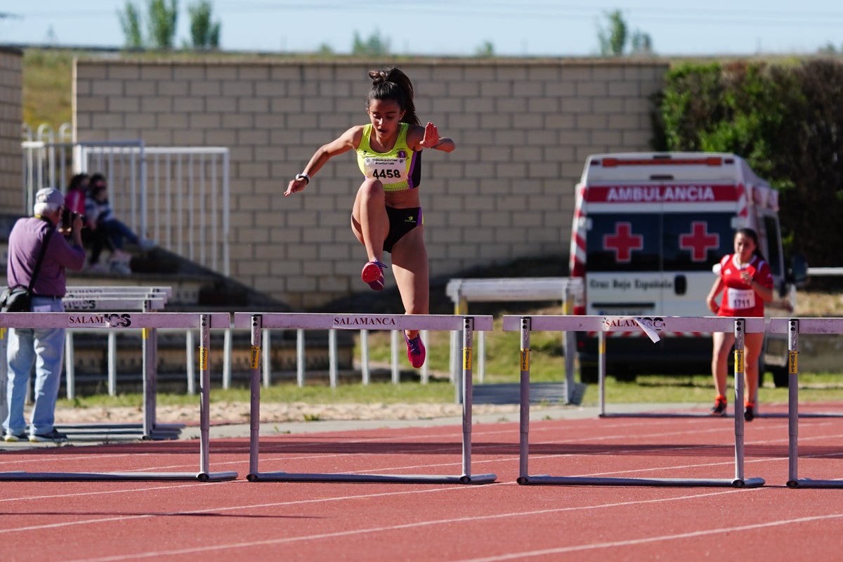 Jornada de atletismo en Las Pistas del Helmántico