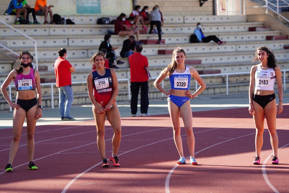 Jornada de atletismo en Las Pistas del Helmántico