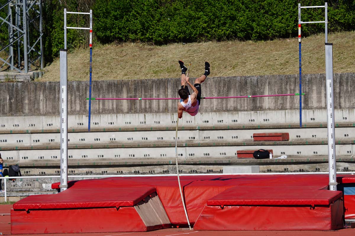 Jornada de atletismo en Las Pistas del Helmántico