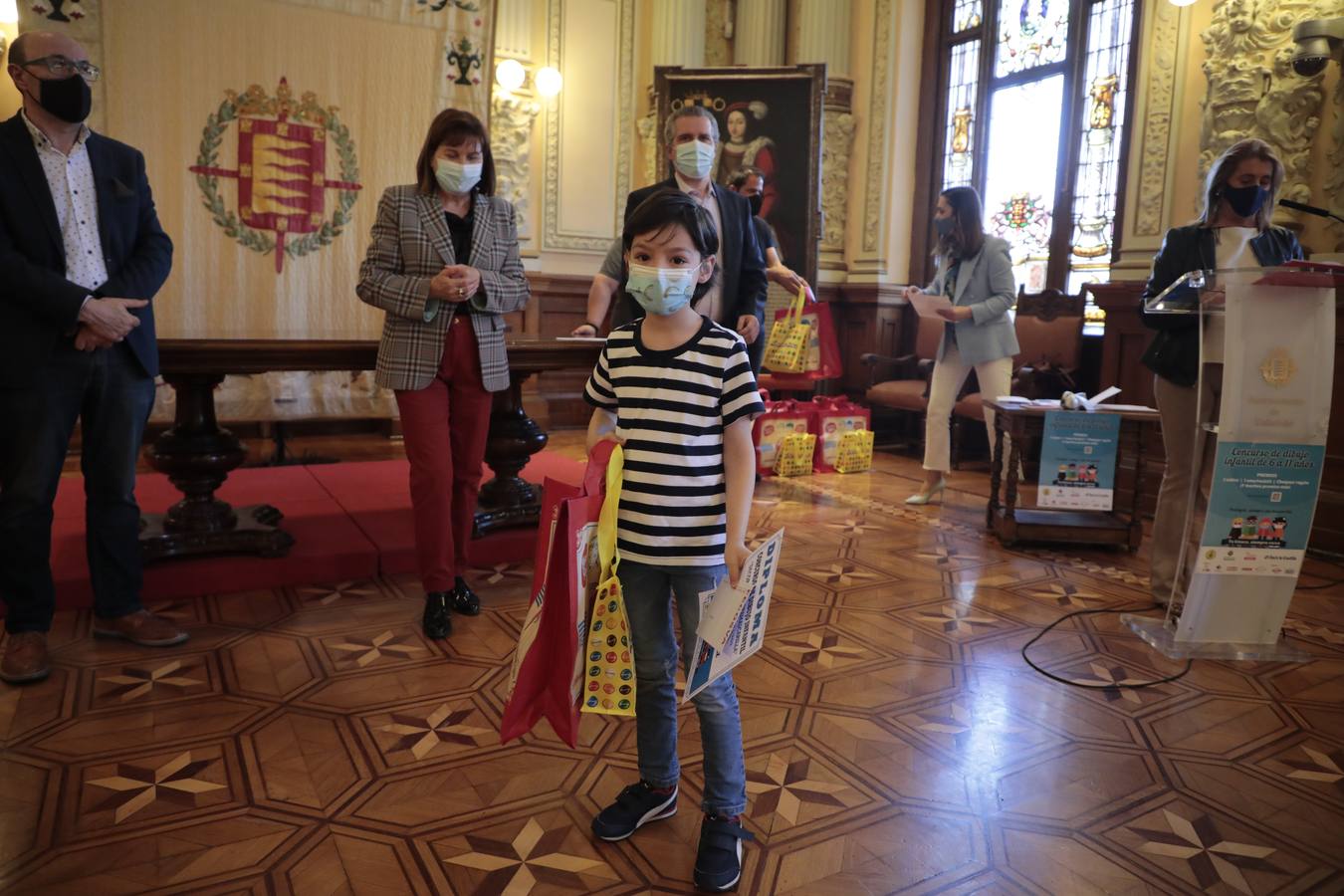 Fotos: Entrega de los premios de concurso de dibujo infantil &#039;Decora tu porta-mascarillas&#039;