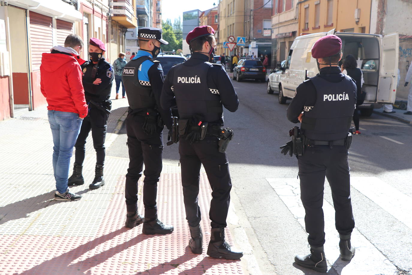 Fotos: Localizan un cadaver en El Crucero