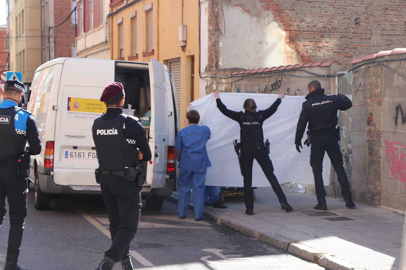 Fotos: Localizan un cadaver en El Crucero