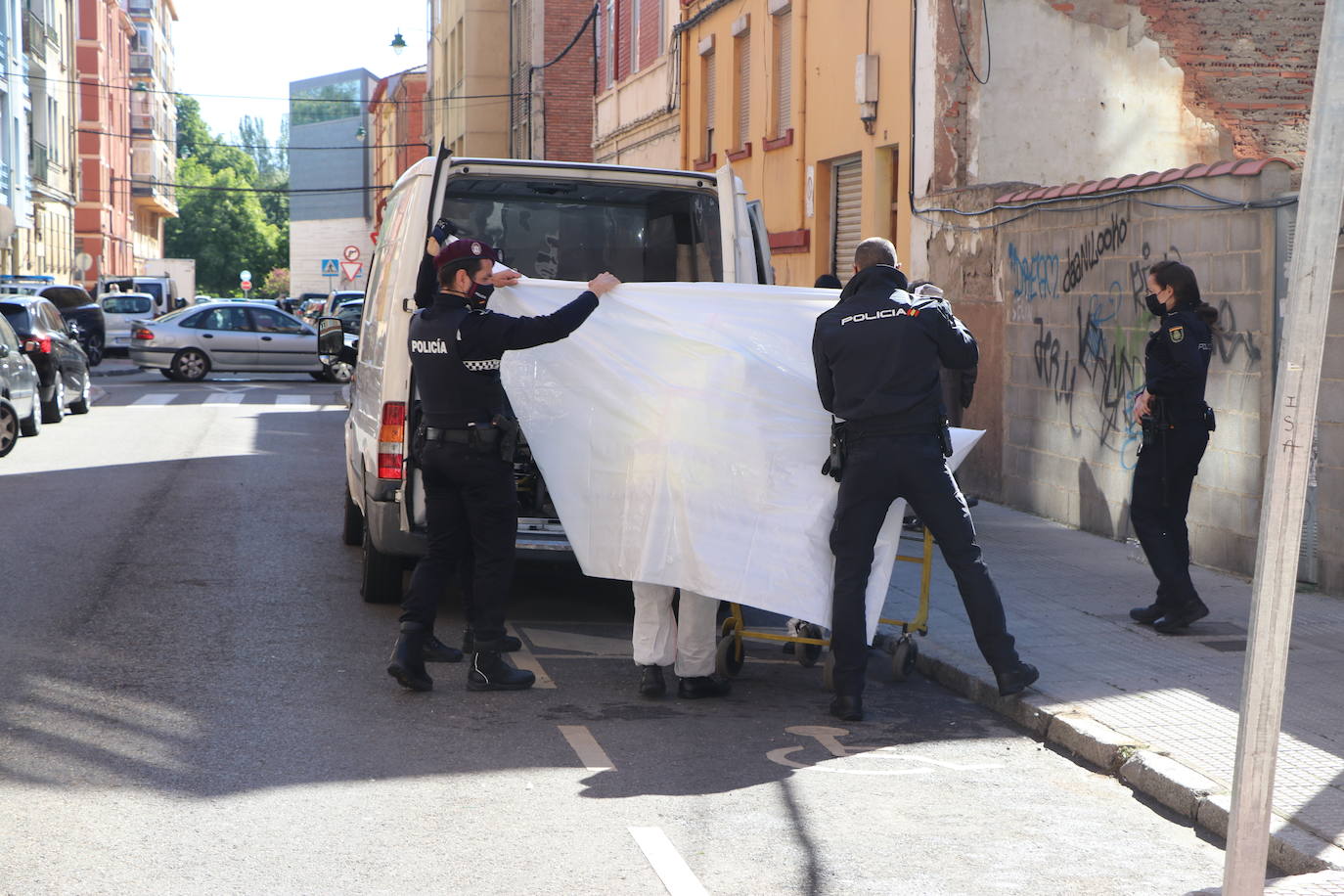 Fotos: Localizan un cadaver en El Crucero