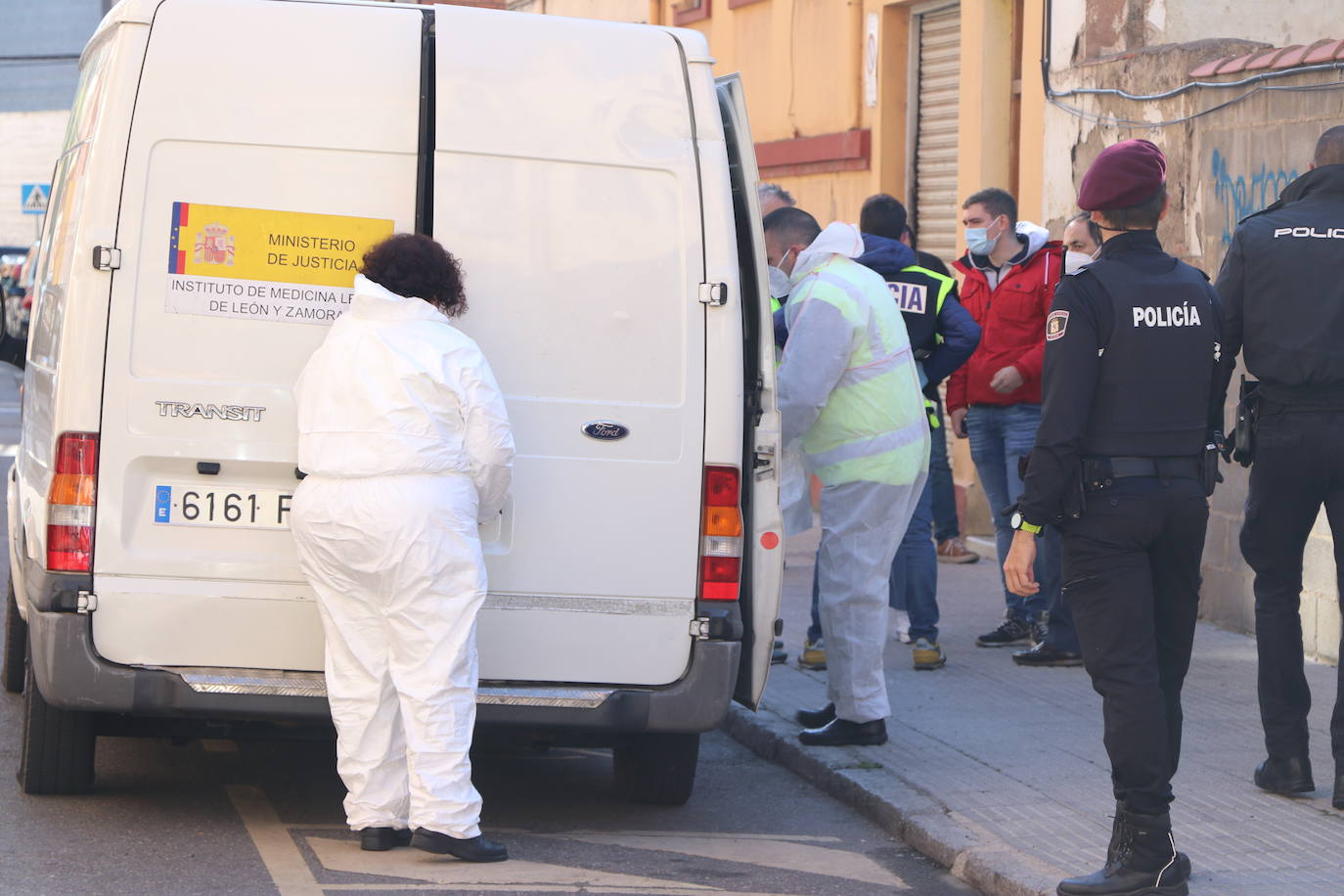 Fotos: Localizan un cadaver en El Crucero