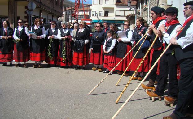 Actuación de Los Marceros de Cervera.