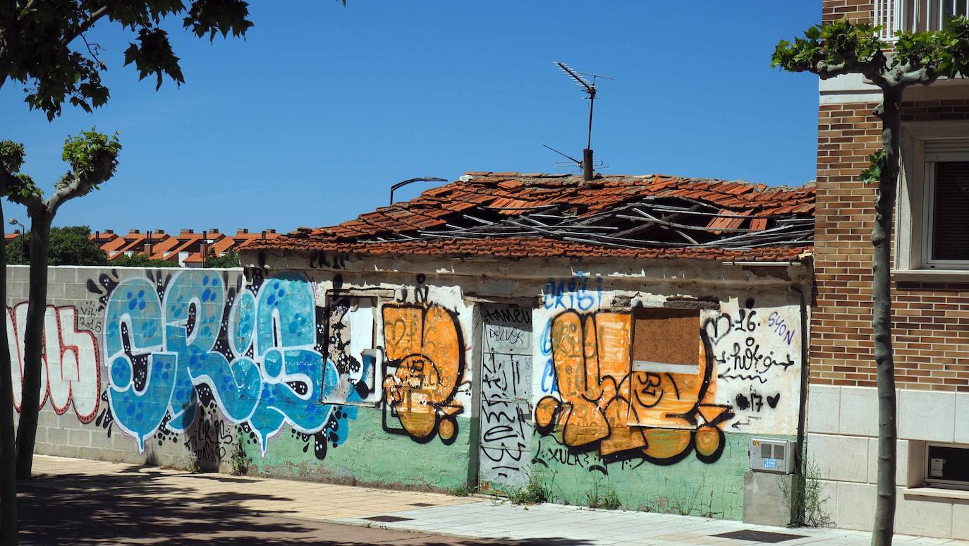 Este barrio sirve de conexión entre el paseo Zorrilla y el distrito de Covaresa