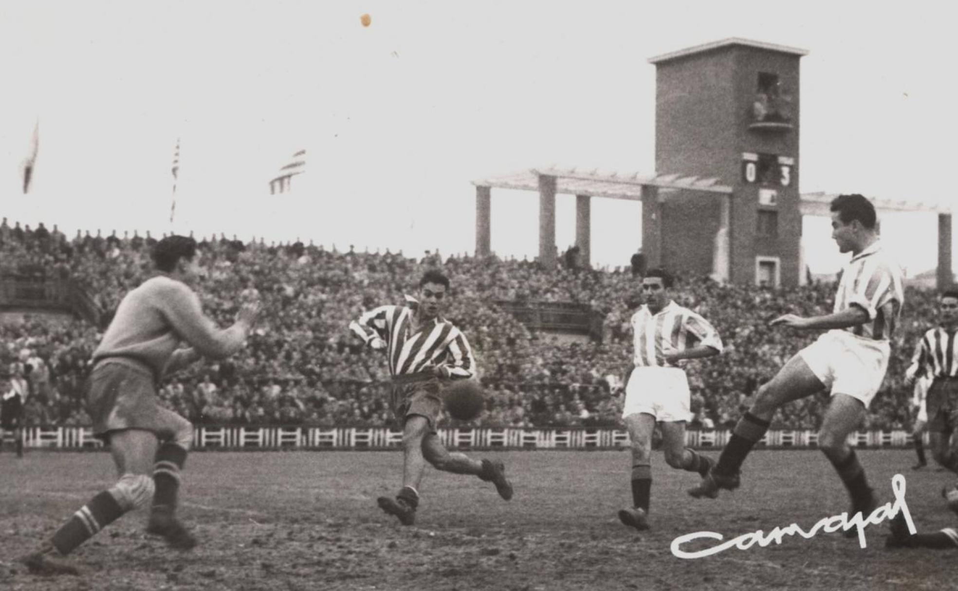 Con el marcador reflejando un rotundo 0-3, Gerardo Coque conecta el disparo que supuso el comienzo de la gran remontada blanquivioleta que le tuvo a él como gran protagonista. Su formidable exhibición le supuso el fichaje por el Atlético…