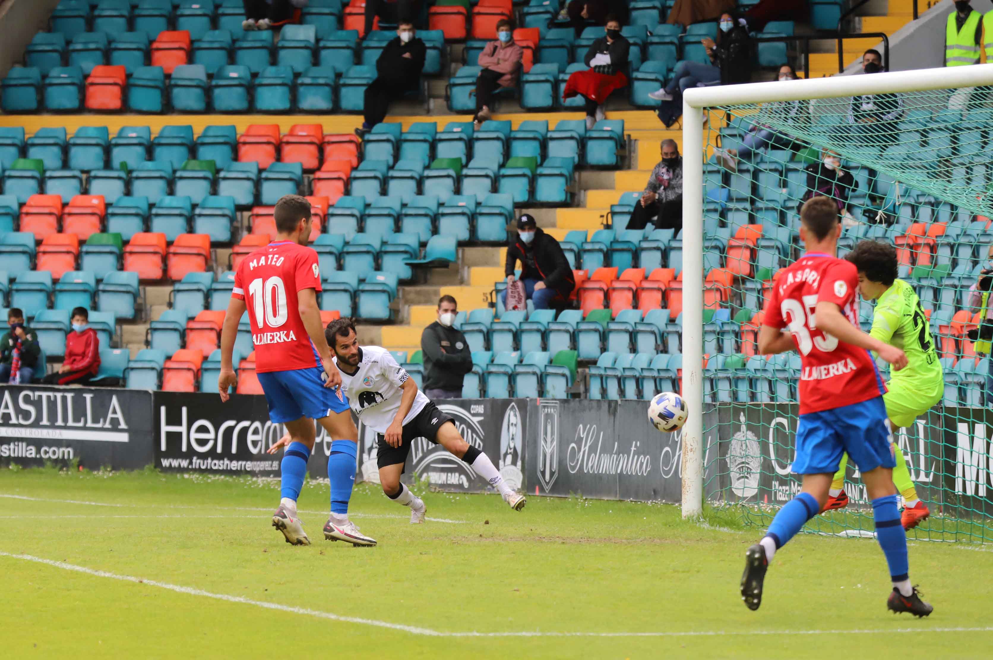 Salamanca UDS 4-1 Real Sporting B