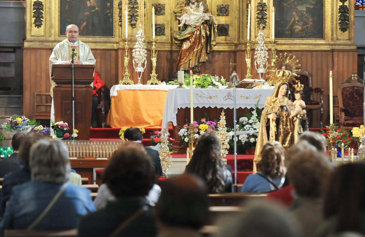 Almuerzo en la campa del Carmen el Lunes de Pentecostés.