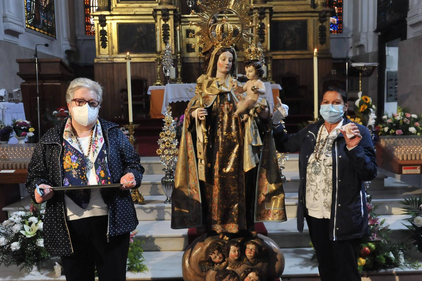 Almuerzo en la campa del Carmen el Lunes de Pentecostés.