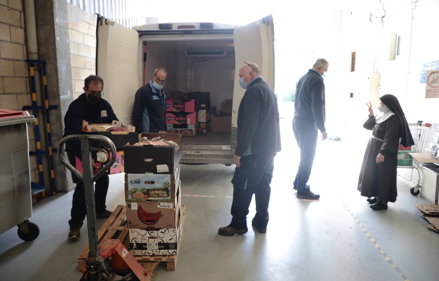 Fotos: El Banco de Alimentos de Valladolid lanza una campaña para llenar sus despensas